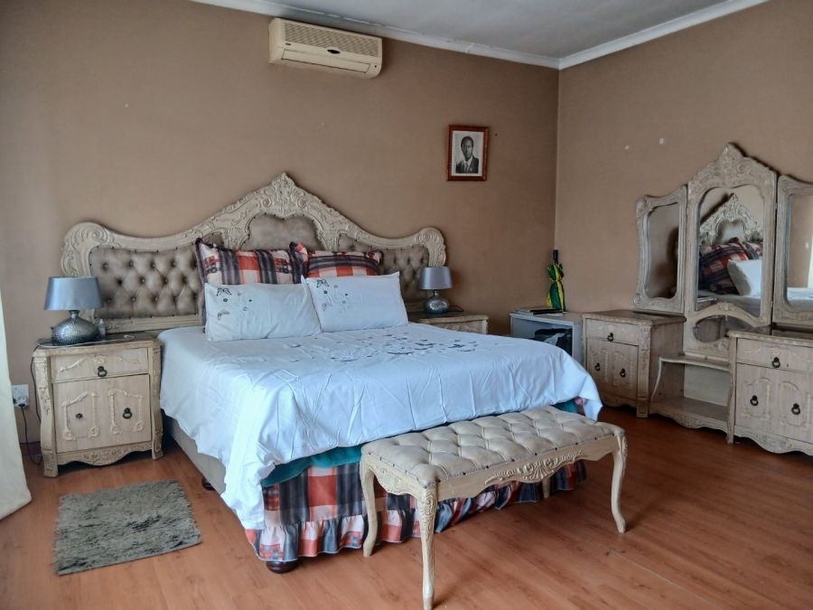 3 Bedroom Property for Sale in Rustenburg Central North West